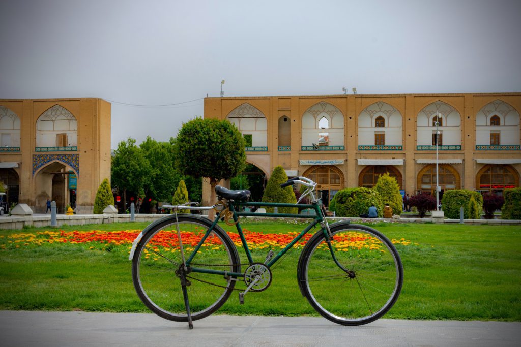 ToIranTour - Public Transportation in Isfahan