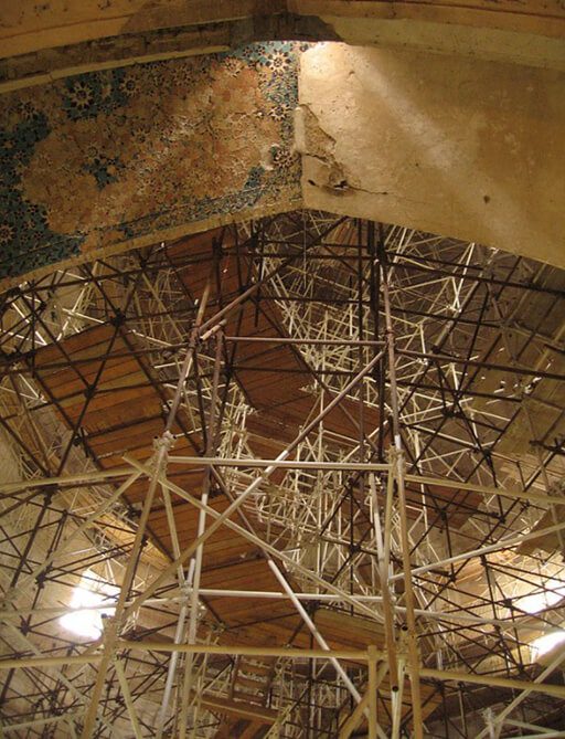 Scaffoldings in the Soltaniyeh Dome