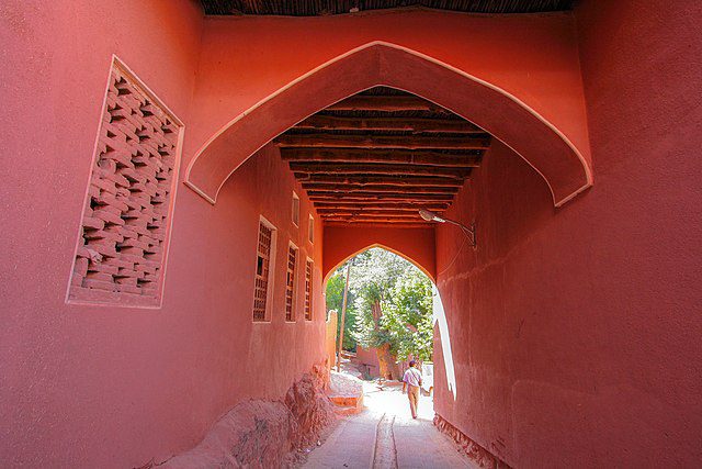 ToIranTour - Sightseeing Time of Abyaneh