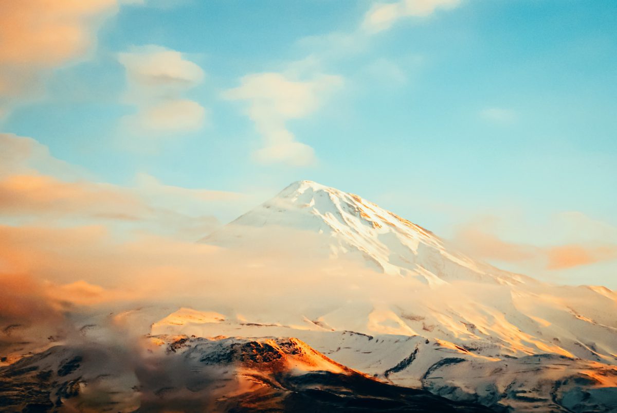 ToIranTour - Top 10 Tallest Mountains in Iran