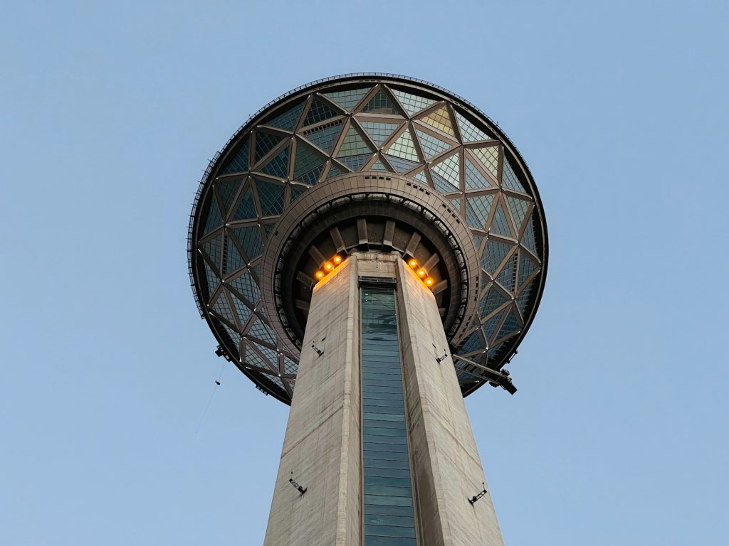 ToIranTour - Architecture of Milad Tower