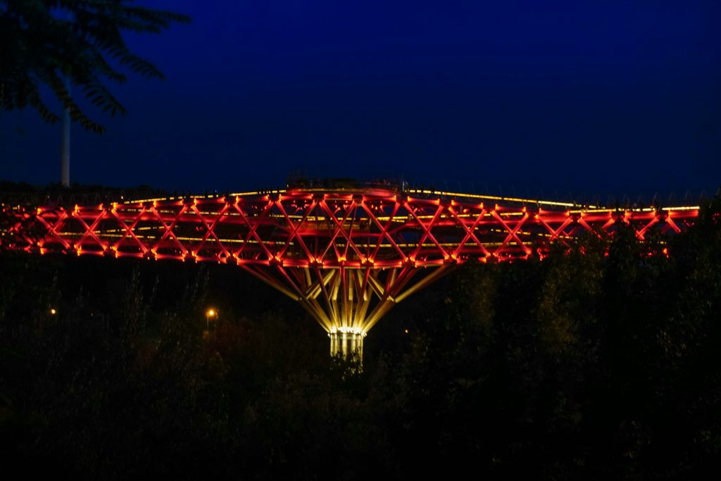 ToIranTour - Architecture of Tabiat Bridge