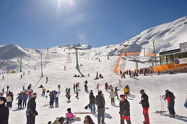 ToIranTour - Dizin Ski Resort Equipments