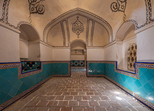 ToIranTour - Fin Bathhouse of Kashan