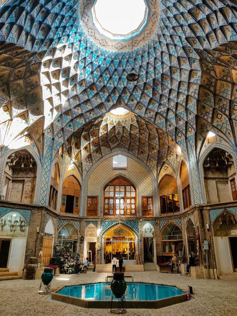 To Iran Tour - Bazaar of Kashan