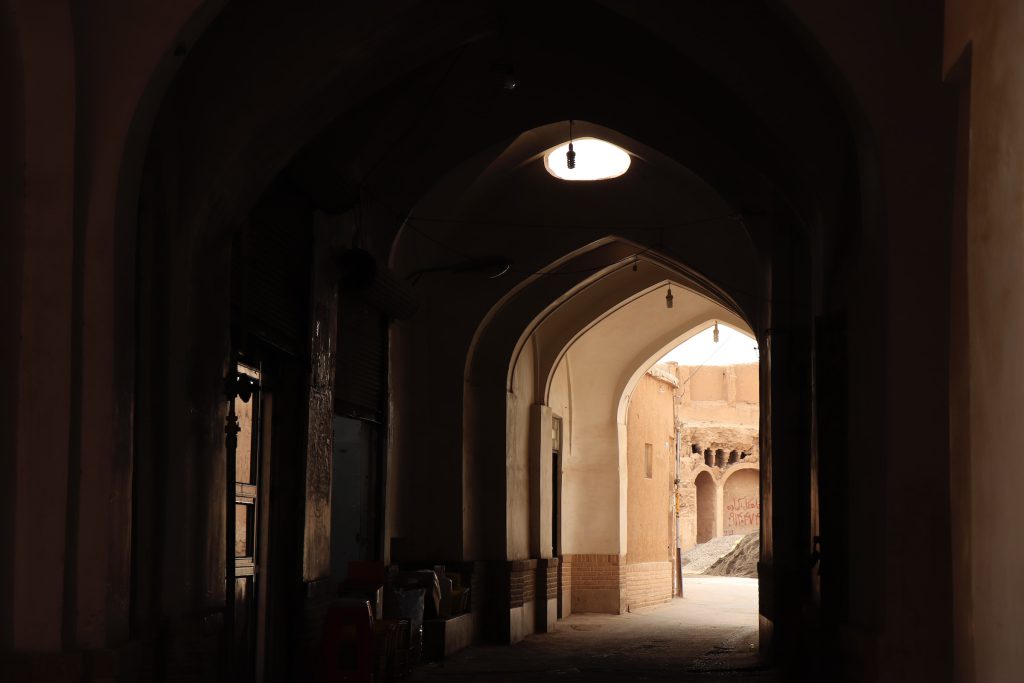 To Iran Tour - Old Alley - Kashan