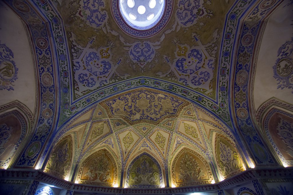 ToIranTour - sultan amir ahmad bathhouse interior paintings - Kashan