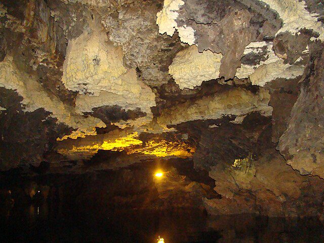 ToIranTour - Ali Sadr Cave