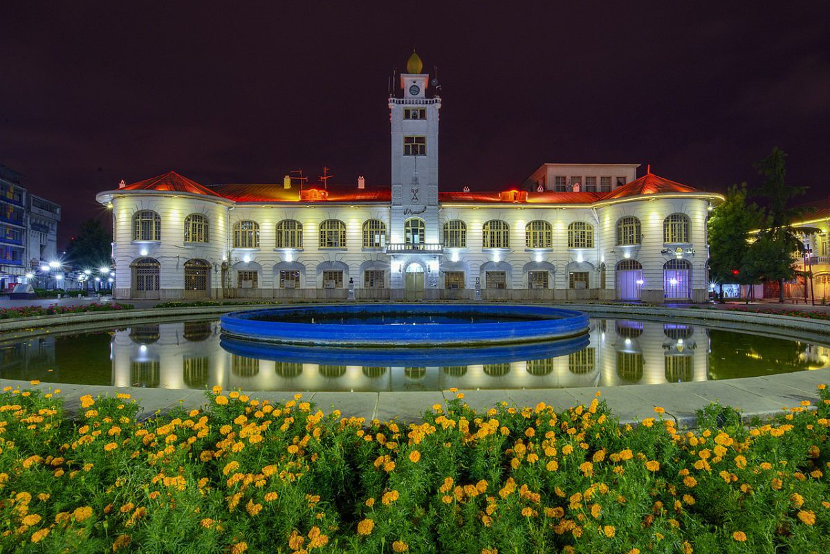 ToIranTour - Shahrdari Square