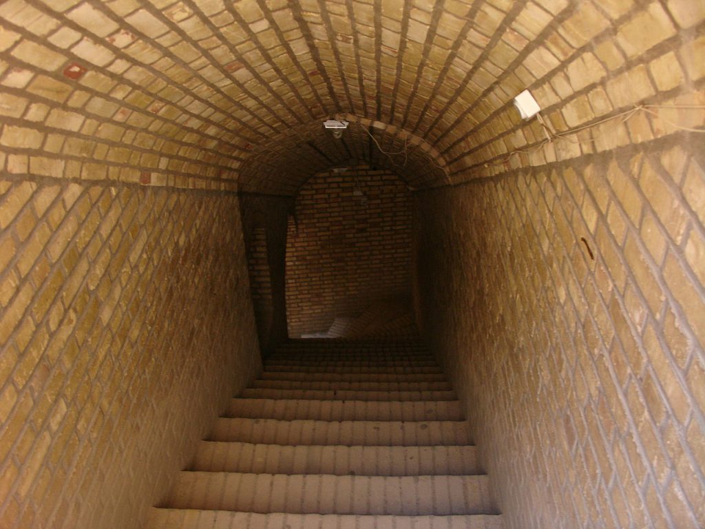 ToIranTour - Yazd Water Reservoirs Structure