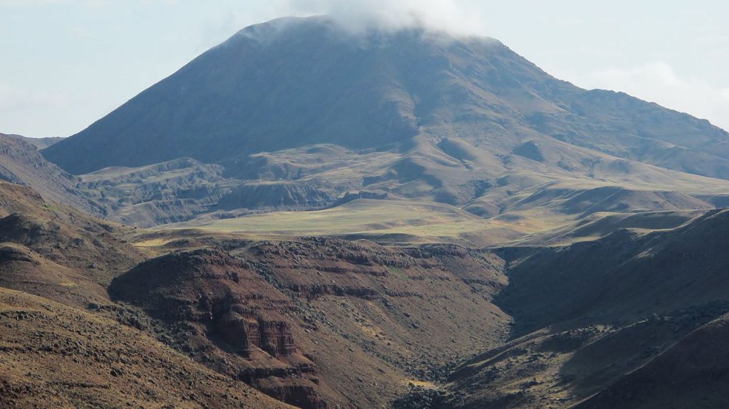 ToIranTour - Dand Mountain