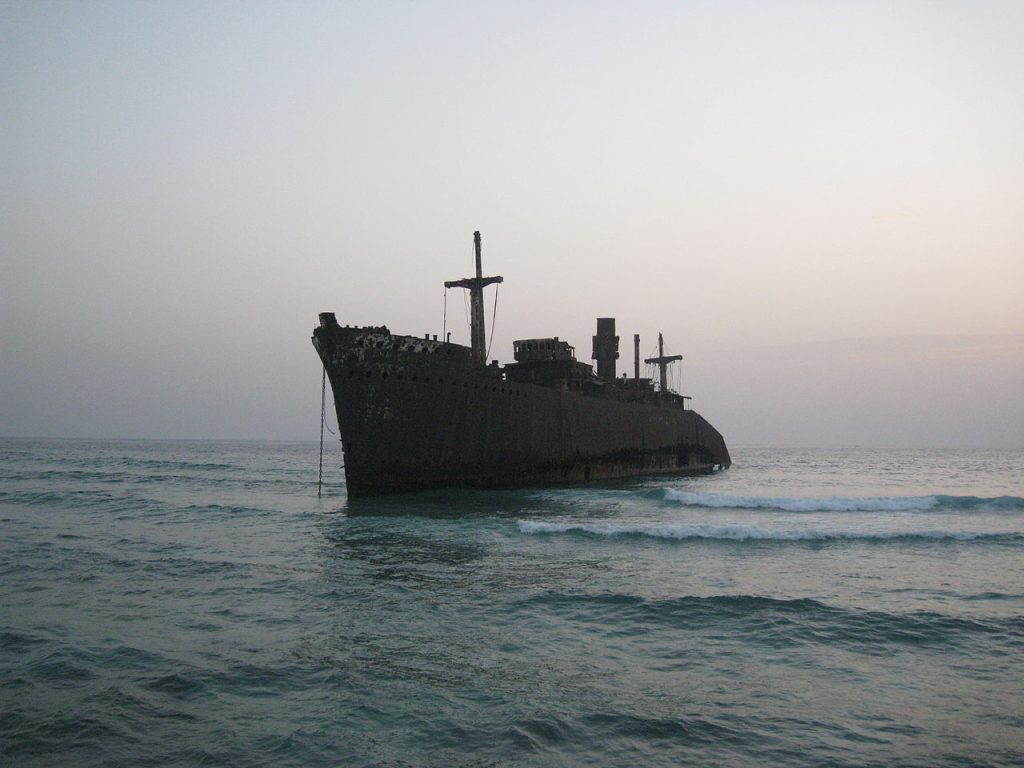 ToIranTour - Greek Ship History