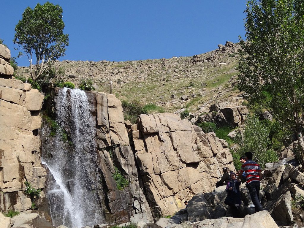 ToIranTour - Ganjnameh Waterfall