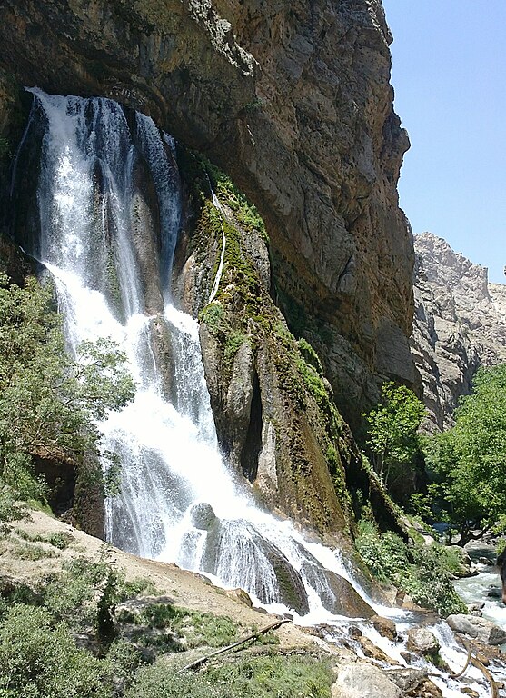 ToIranTour - Sefid Waterfall