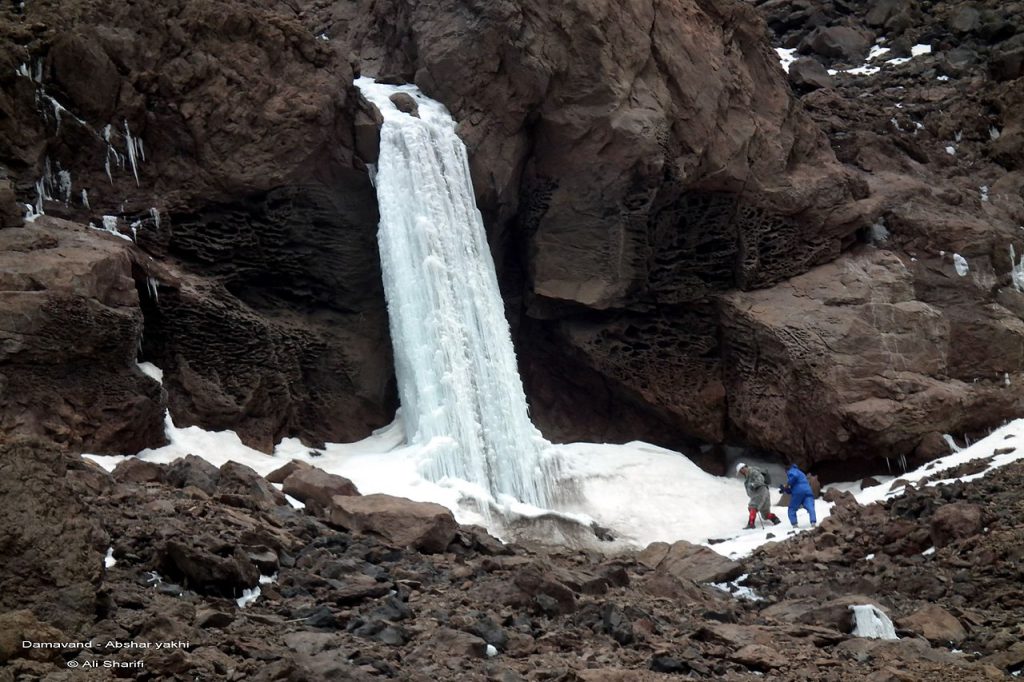 ToIranTour - Yakhi Waterfall