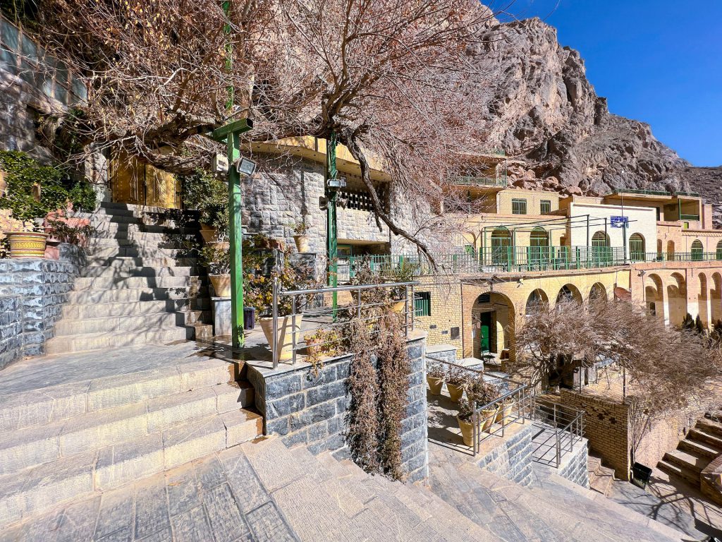 ToIranTour - Architecture of Chak Chak Zoroastrian Temple