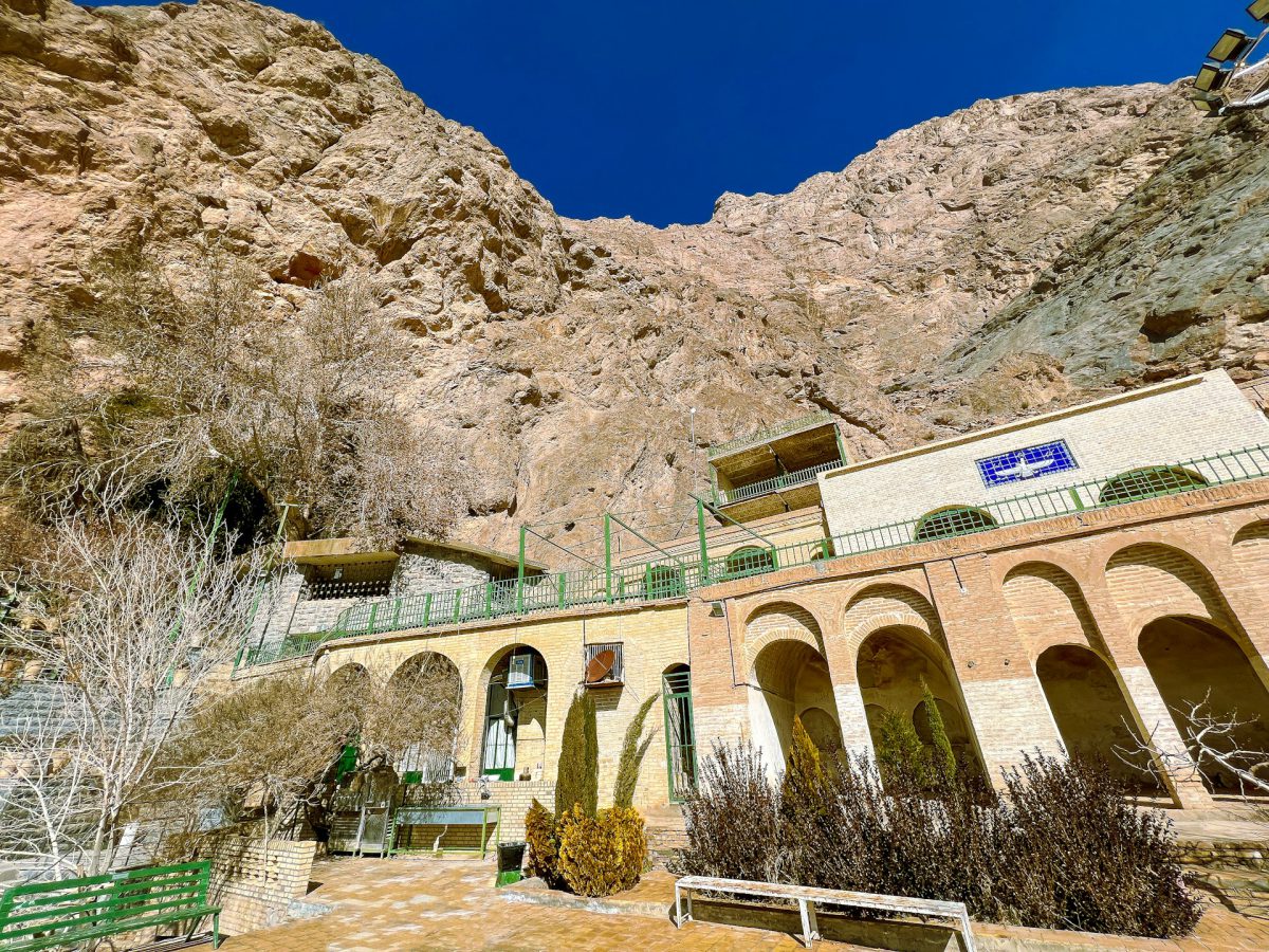 ToIranTour - Chak Chak Zoroastrian Temple