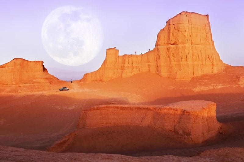 ToIranTour - Amazing view of the moon and Kalouts in Shahdad Desert - Kerman - Iran Desert Tour