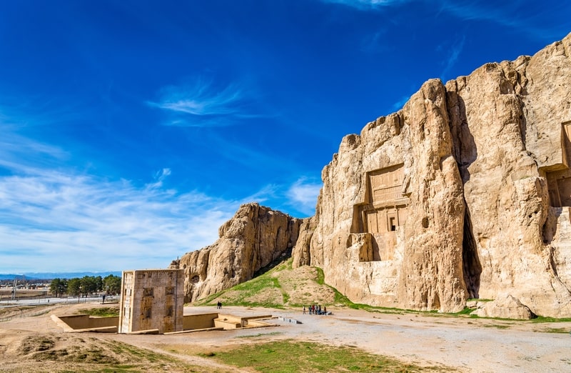 Pasargadae & Persepolis Tour