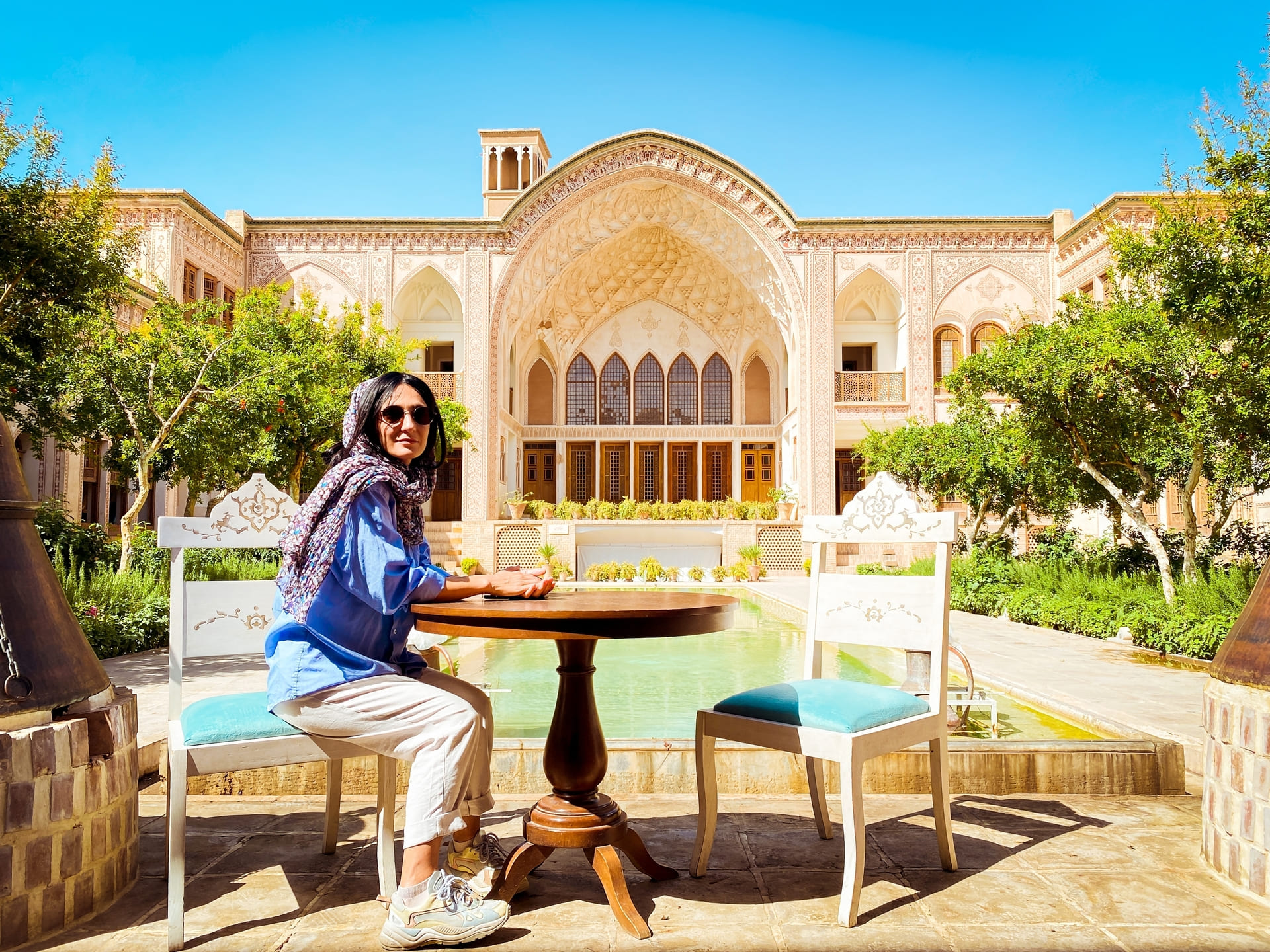 Explore Kashan's historic houses & gardens