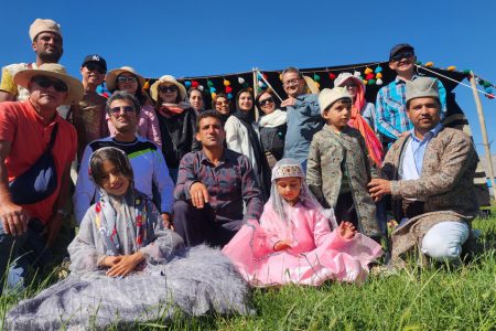 ToIranTour - A view of nomadic tour with tourists